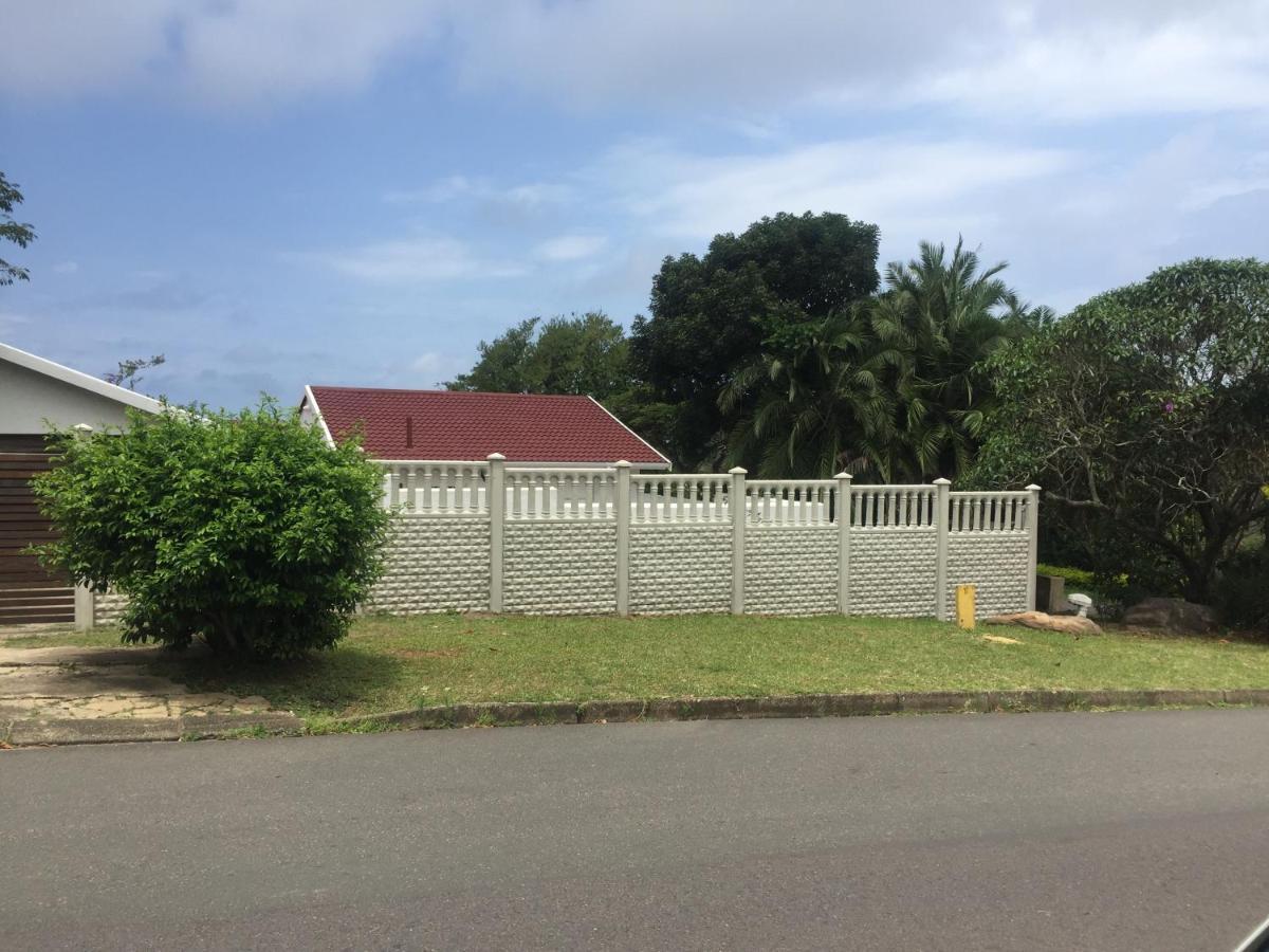 White House Lodge In Scotburgh Scottburgh Eksteriør bilde